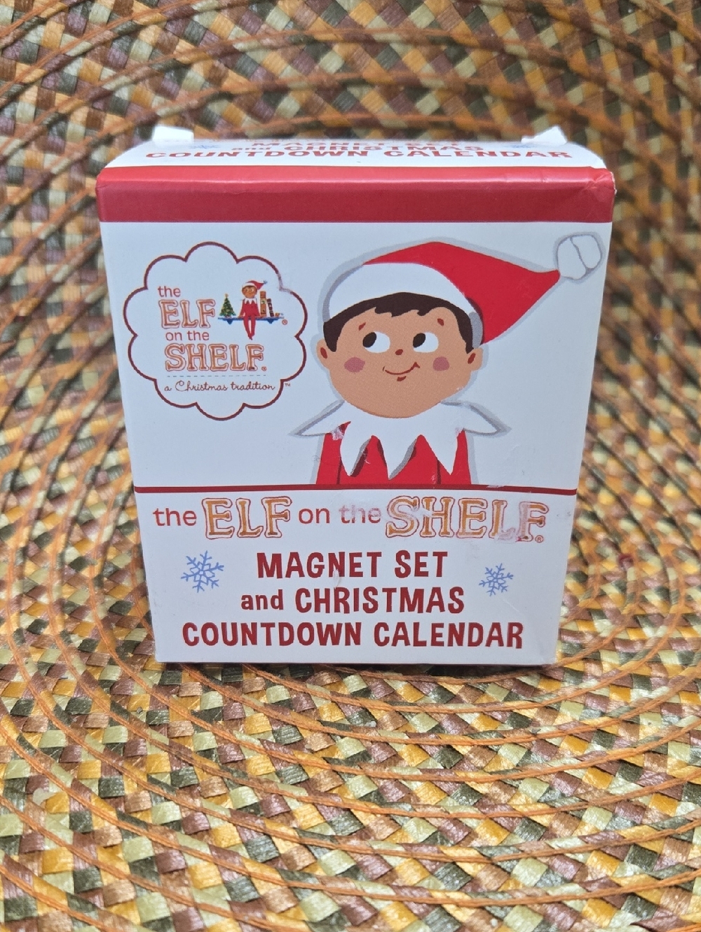 The Elf on the Shelf Red Magnet Set & Christmas Countdown Calendar